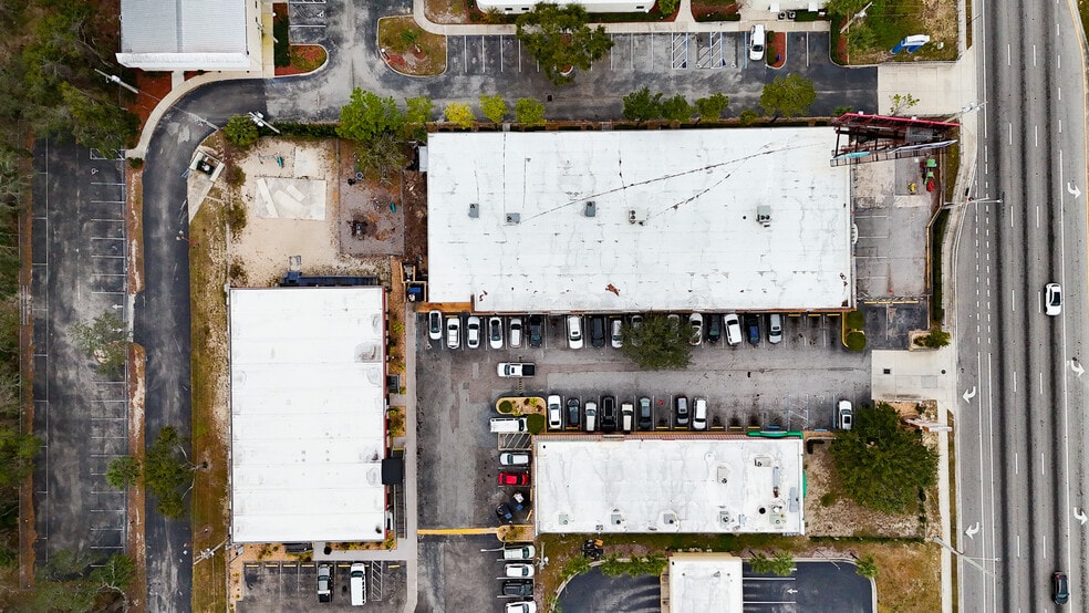 More Photos Of 6308 W Colonial Dr, Orlando Freestanding For Sale