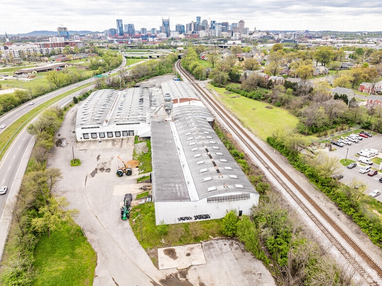 More Photos Of 515 Foster St, Nashville Distribution For Sale