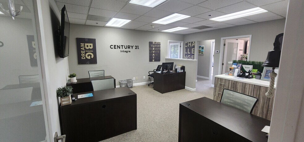 More Photos Of 9050 Pines Blvd, Pembroke Pines Coworking Space