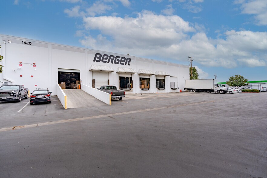 More Photos Of 1400-1420 S Manhattan Ave, Fullerton Distribution For Lease