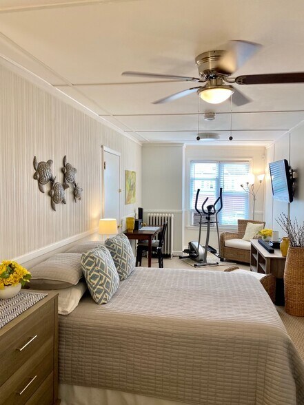 More Photos Of 1909-1911 S Salina St, Syracuse Office For Sale