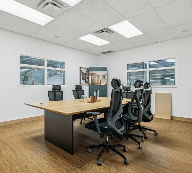 More Photos Of 8600 Av Émilien-Letarte, Saint-Hyacinthe Warehouse For Sale