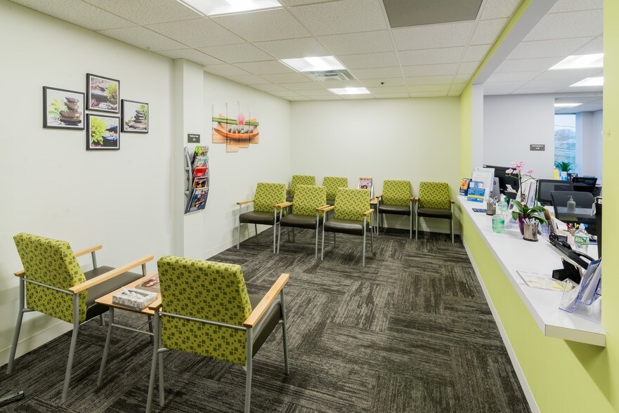 More Photos Of 463 Worcester Rd, Framingham Medical For Lease