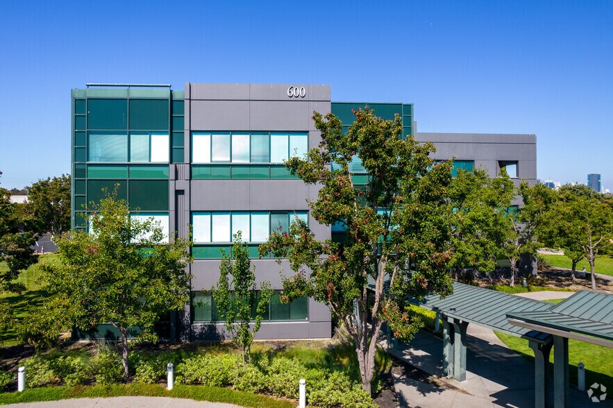 More Photos Of 300 Wind River Way, Alameda Unknown For Lease