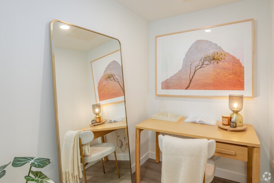 More Photos Of 633 Gardena Dr, Coquitlam Apartments For Sale