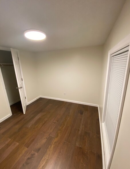 More Photos Of 128 Sandy Springs Ln, Lexington Manufactured Housing Mobile Home Park For Sale