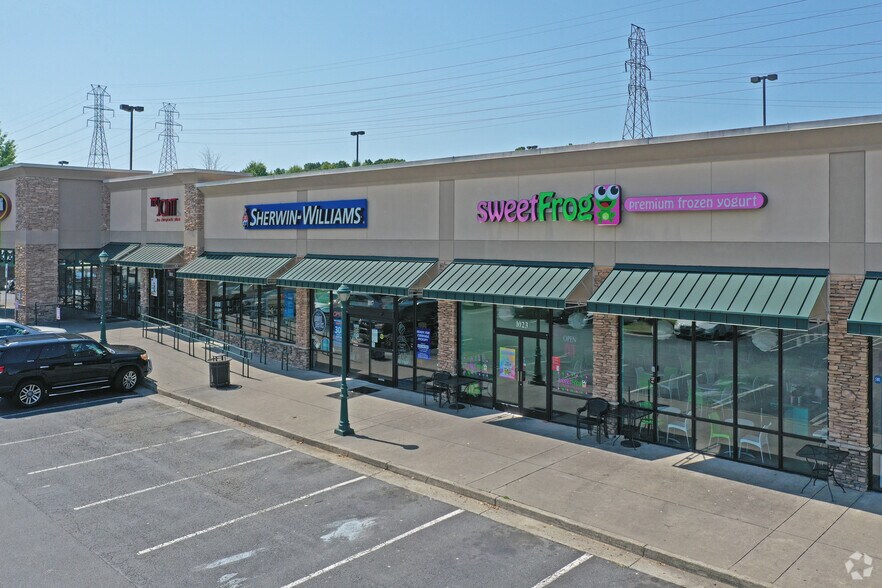 More Photos Of 1075 Hanes Mall Blvd, Winston-Salem Unknown For Lease