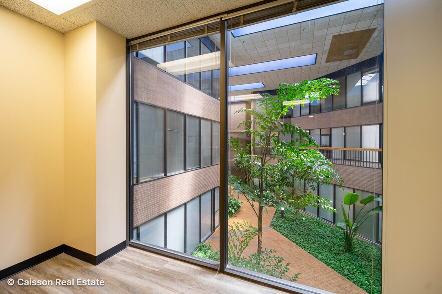 More Photos Of 7447 Harwin Dr, Houston Unknown For Lease