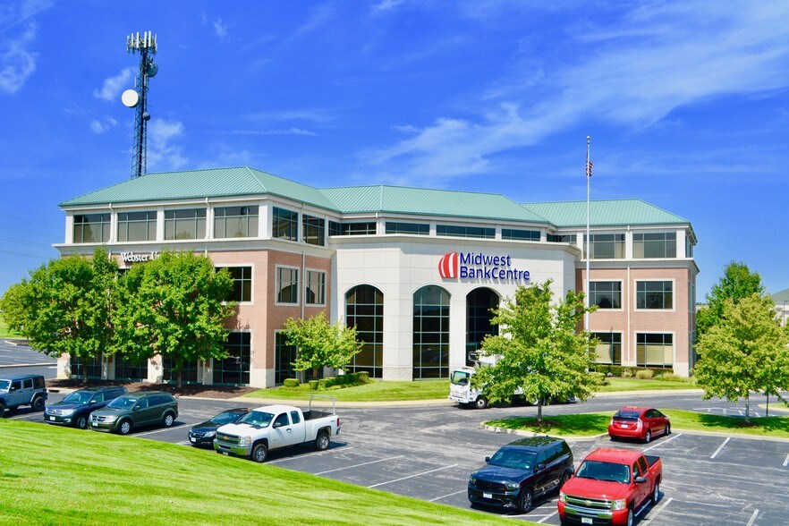 More Photos Of 2299 Technology Dr, O'Fallon Office For Lease