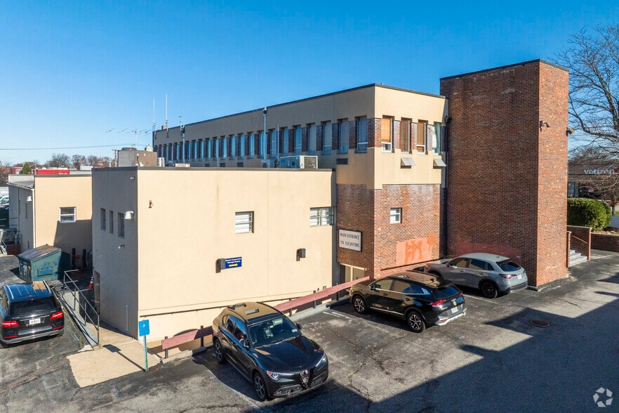 More Photos Of 1228 Wantagh Ave, Wantagh Medical For Lease