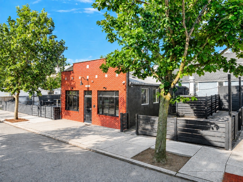 Primary Photo Of 146 Ives St, Providence Restaurant For Sale