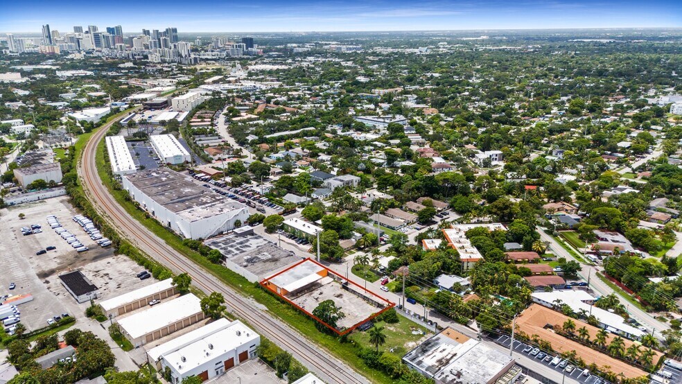 More Photos Of 1636 NE 12th Ter, Fort Lauderdale Manufacturing For Lease