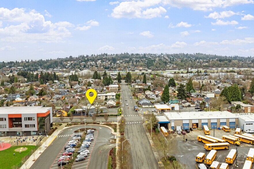 More Photos Of 351 Park Ave N, Renton General Retail For Sale