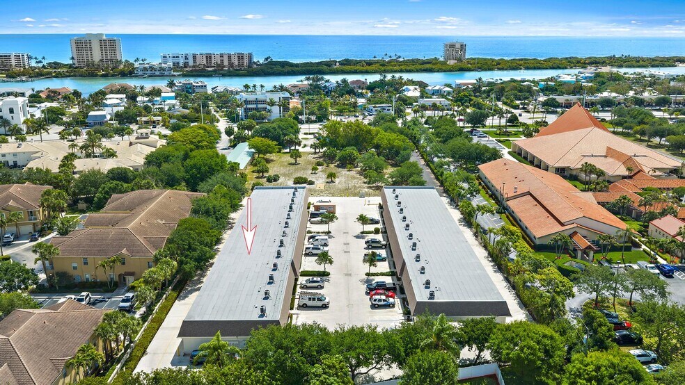 More Photos Of 212 N U.S. Hwy 1, Tequesta Warehouse For Lease