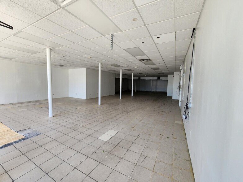 More Photos Of 125 Atwells Ave, Providence Storefront Retail Office For Lease