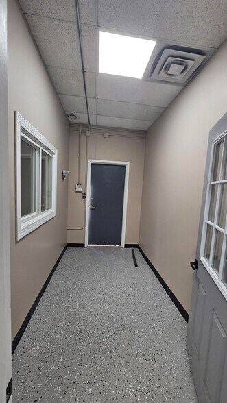 More Photos Of 3007 S Alpine Rd, Rockford Industrial For Lease