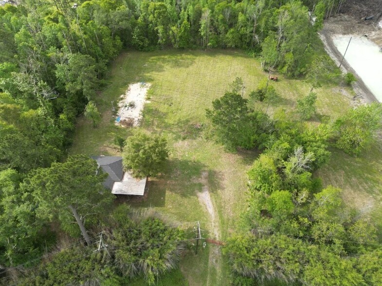 More Photos Of 20631 FM 365 Rd, Beaumont Land For Sale