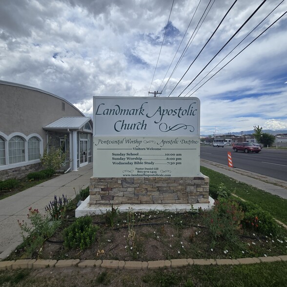 More Photos Of 3950 S Redwood Rd, Salt Lake City Freestanding For Sale