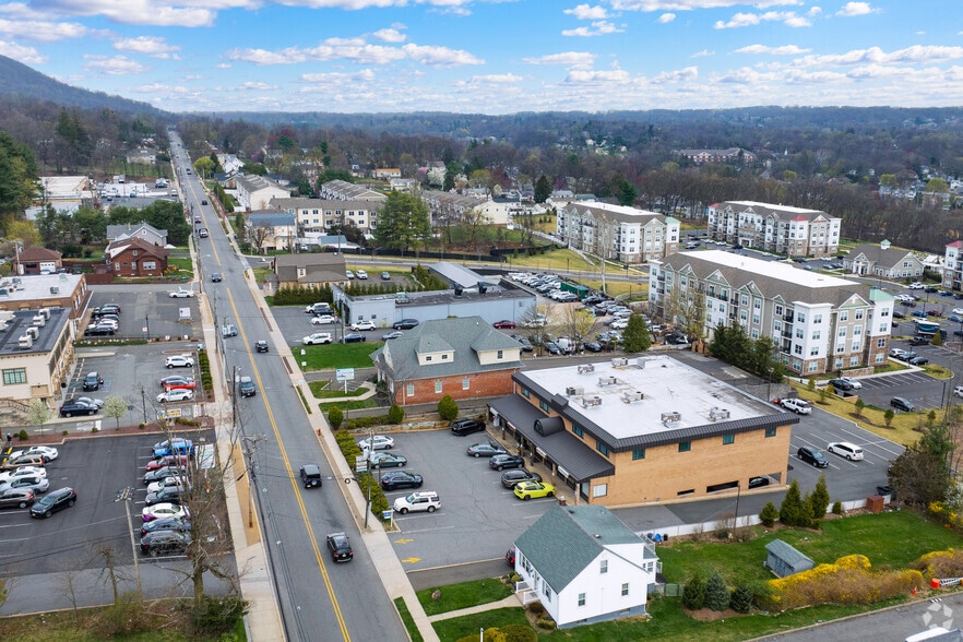 More Photos Of 886 Belmont Ave, North Haledon Storefront Retail Office For Lease