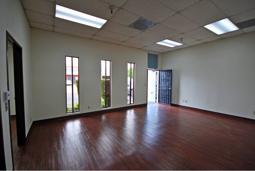 More Photos Of 241-317 E Redondo Beach Blvd, Gardena Unknown For Lease
