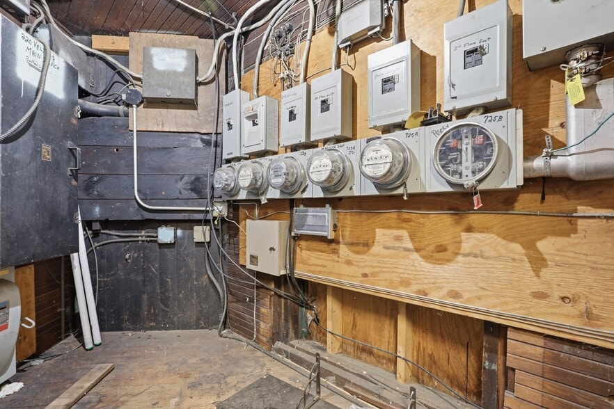 More Photos Of 727 Summer St, Lynn Industrial For Sale
