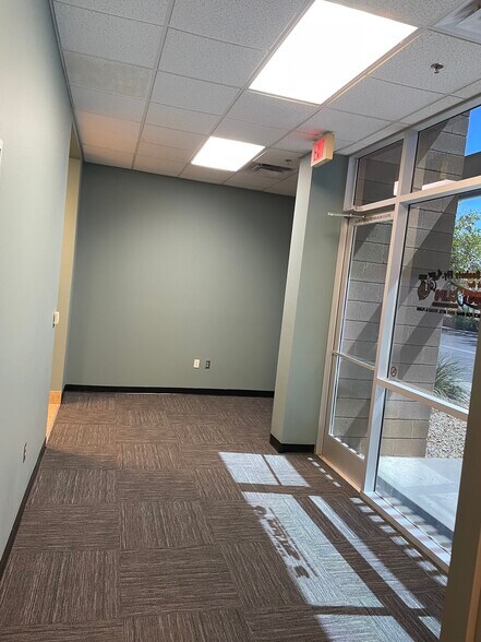 More Photos Of 7318 S 89th Pl, Mesa Showroom For Sale