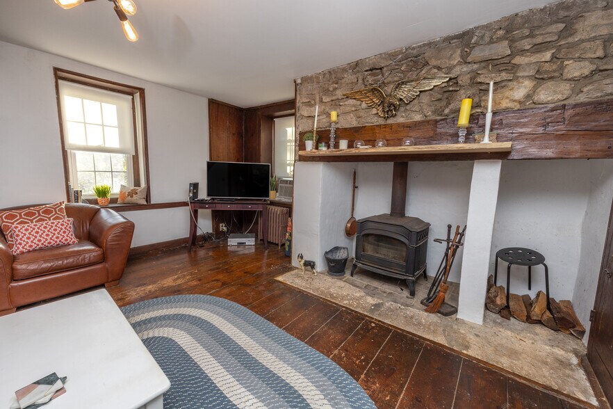 More Photos Of 6123 Lower York Rd, New Hope Specialty For Sale