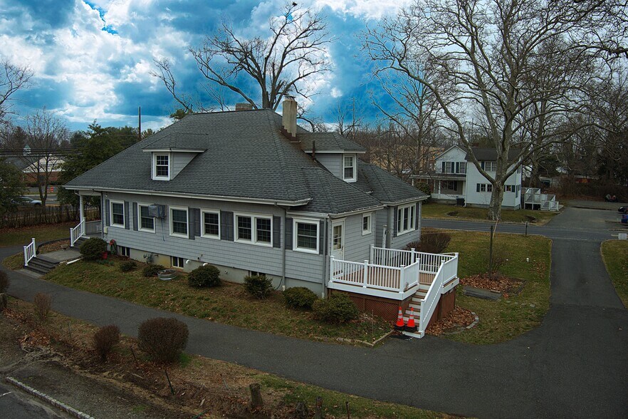 More Photos Of 5 S Main St, Marlboro Office For Sale