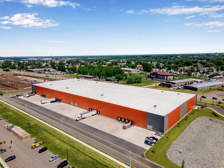 More Photos Of 2 Steelworkers Way, Lackawanna Unknown For Lease