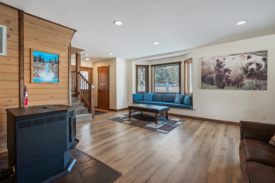 More Photos Of 1845 Hodgson Rd, Whitefish Hotel For Sale