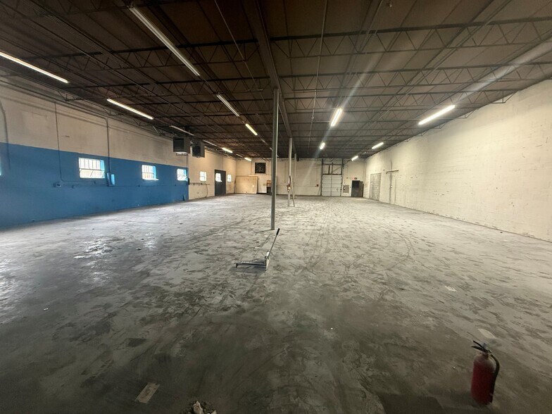 More Photos Of 3565 McCall Pl, Doraville Distribution For Lease
