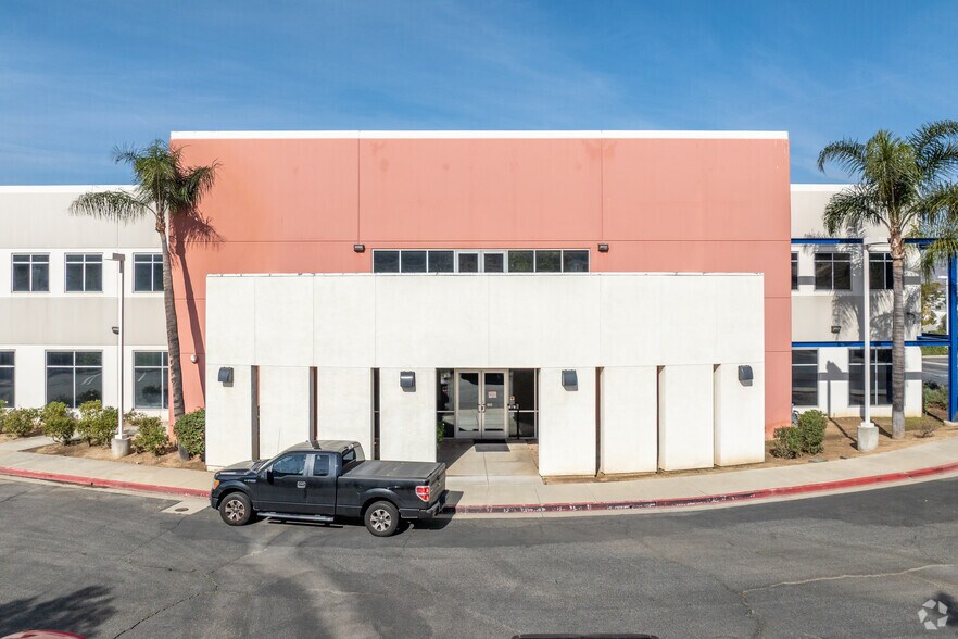 More Photos Of 1501 Research Park Dr, Riverside Office For Lease