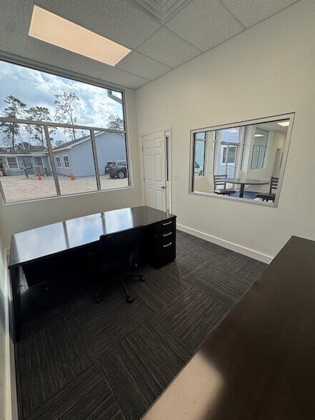 More Photos Of 7720 Westview Dr, Houston Office For Lease