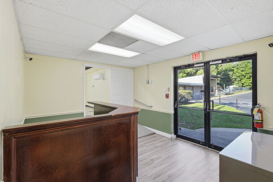 More Photos Of 346 N Volusia Ave, Orange City Office For Lease