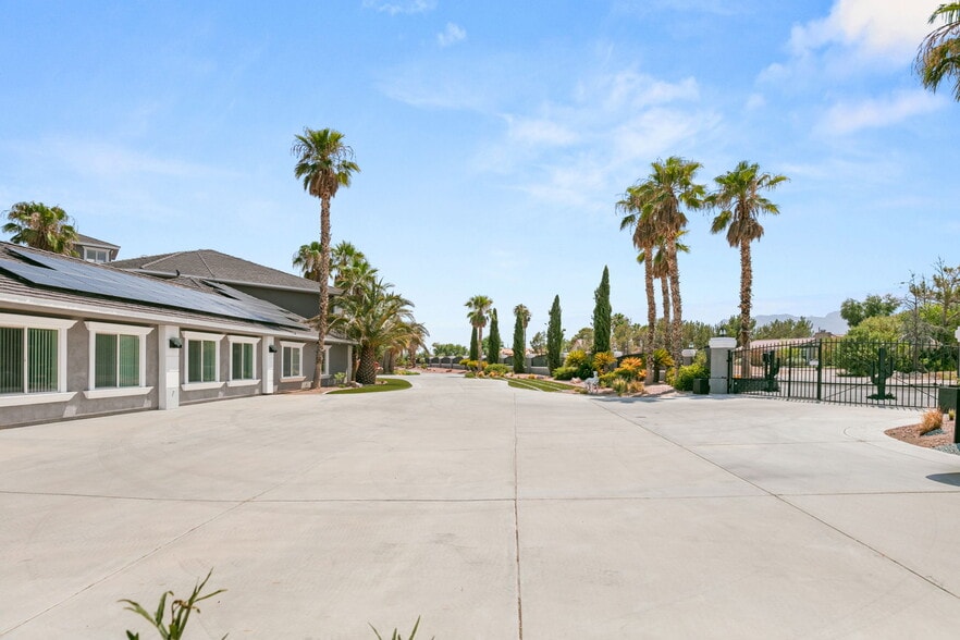 More Photos Of 5930 N El Capitan Way, Las Vegas Assisted Living For Sale