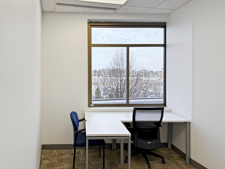 More Photos Of 26 Patriot Pl, Foxborough Coworking Space
