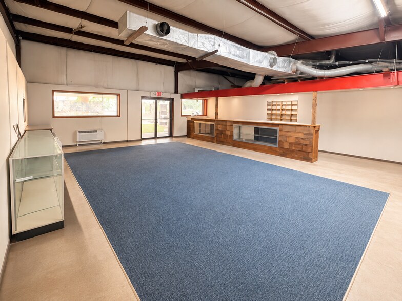 More Photos Of 8635 E Mt Houston Rd, Houston Warehouse For Lease