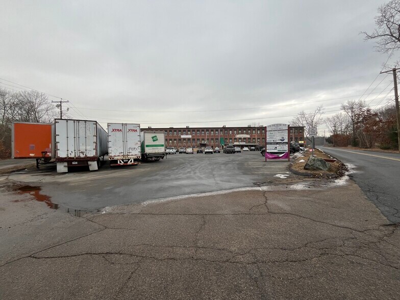 More Photos Of 131 Morse St, Foxborough Warehouse For Sale