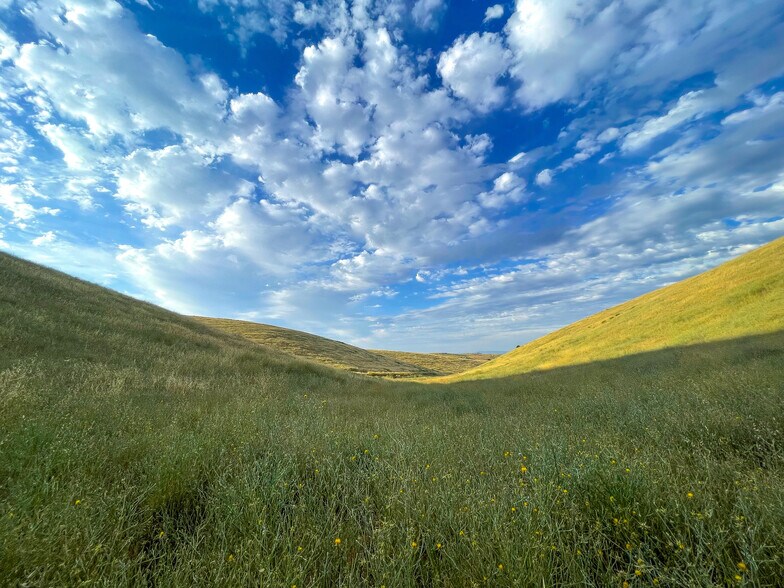 More Photos Of 0 E. 41 Hwy, Templeton Land For Sale
