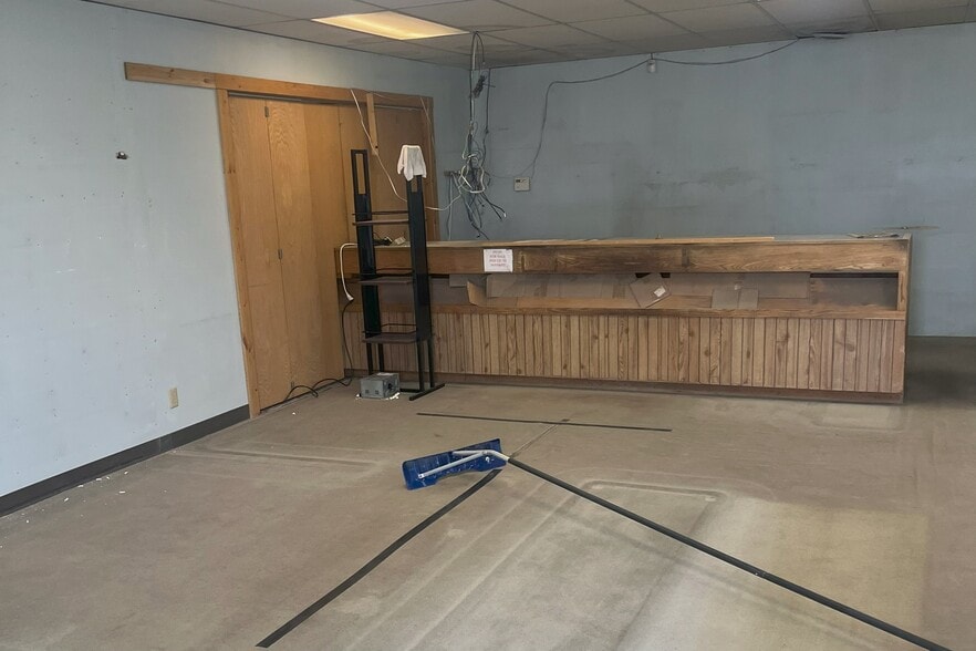 More Photos Of 108 S Lane Ave, East Helena General Retail For Sale