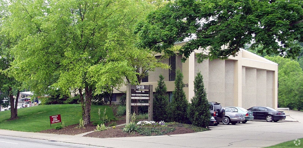 More Photos Of 1419 Alexandria Pike, Fort Thomas Office For Lease