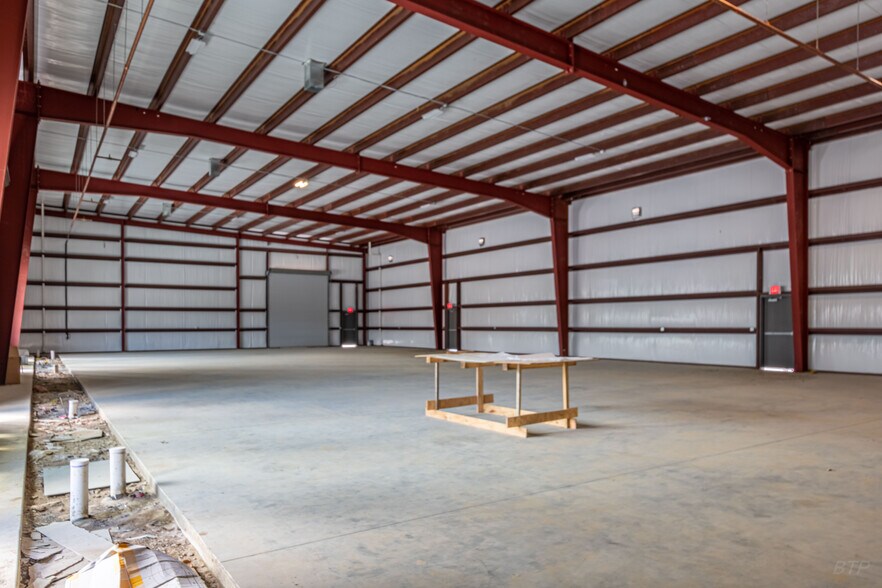 More Photos Of 103-133 Bay Area Blvd, Webster Unknown For Lease