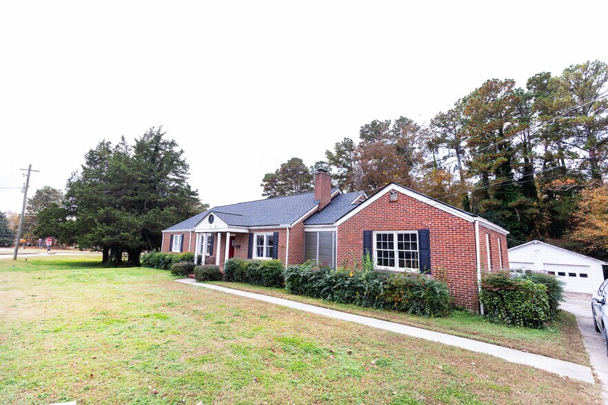 More Photos Of 330 S Culver St, Lawrenceville Loft Creative Space For Sale