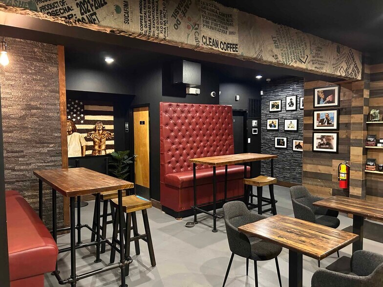 More Photos Of 140 James P Brawley Dr SW, Atlanta Restaurant For Sale