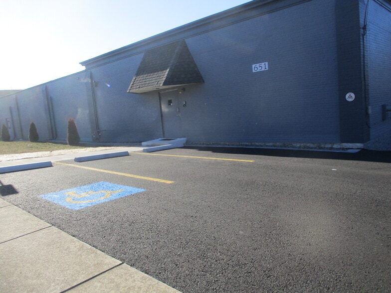 More Photos Of 651 N Prospect St, Hagerstown Warehouse For Sale