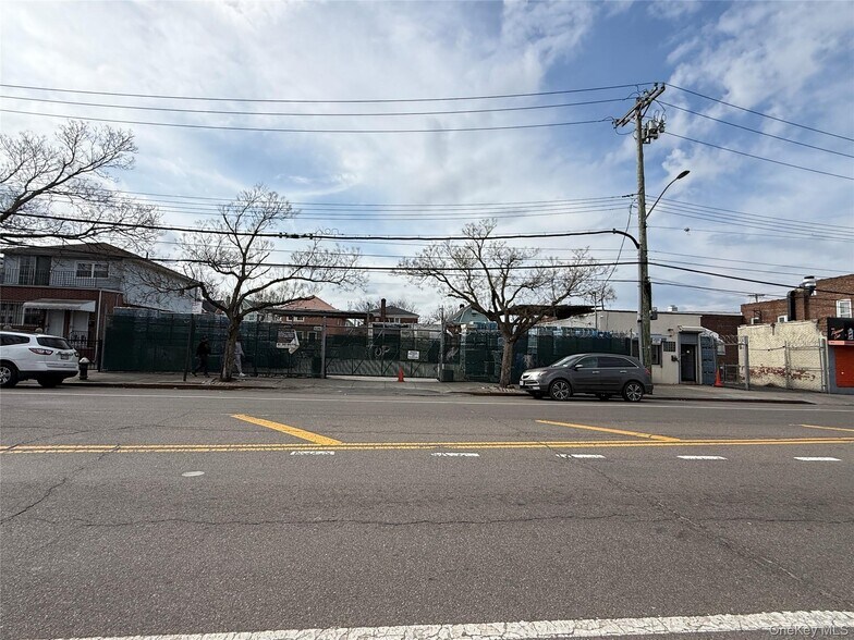 More Photos Of 11552 Lefferts Blvd, South Ozone Park Land For Lease