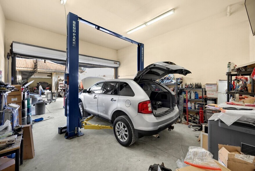 More Photos Of 11709 Long Beach Blvd, Lynwood Auto Dealership For Sale