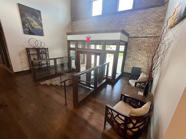 More Photos Of 220 N River St, East Dundee Freestanding For Sale