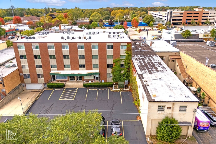 Primary Photo Of 2671 Sheridan Rd, Zion Apartments For Lease