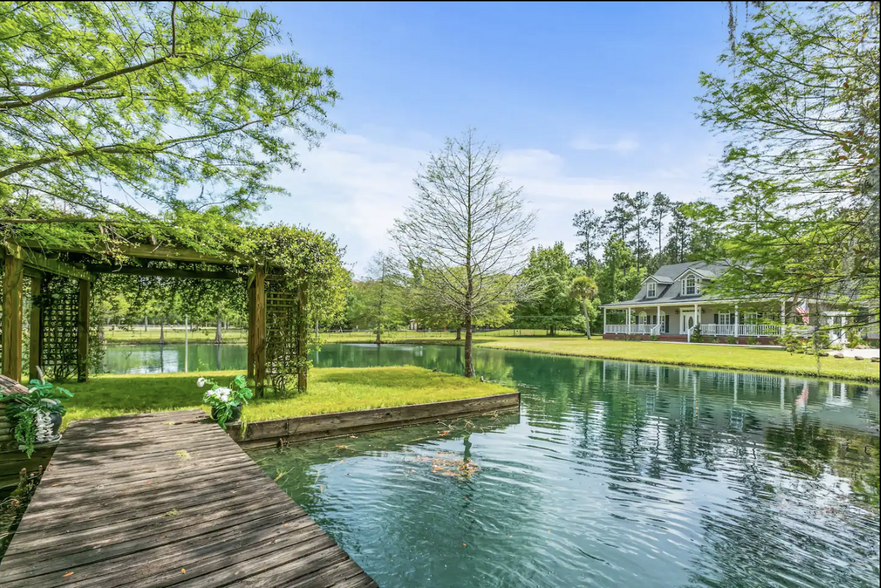 Primary Photo Of 8716 Acree Rd, Jacksonville Lodge Meeting Hall For Sale